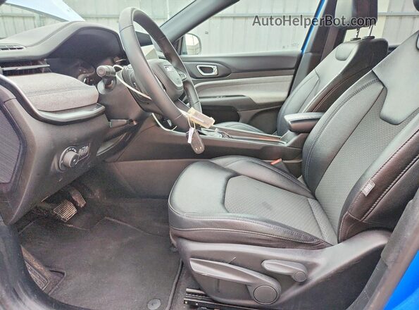 3C4NJDBN2RT133135 2024 JEEP COMPASS Синий Вид салона спереди