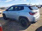 2026 Jeep Compass Latitude Серебряный vin: 3C4NJDBN2TT162853
