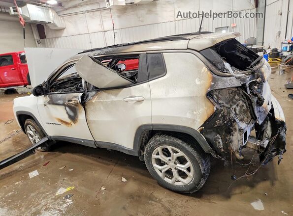 3C4NJDBN3RT115758 2024 JEEP COMPASS Burn Tył lewy