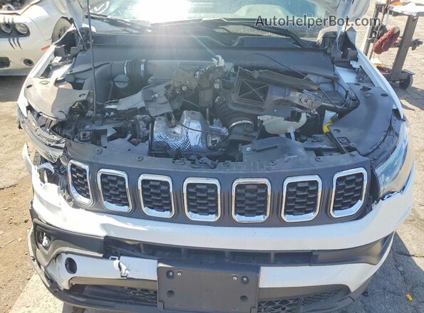 3C4NJDBN4ST550195 2025 JEEP COMPASS White Widok komory silnika