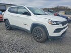 2026 Jeep Compass Latitude Белый vin: 3C4NJDBN4TT192808