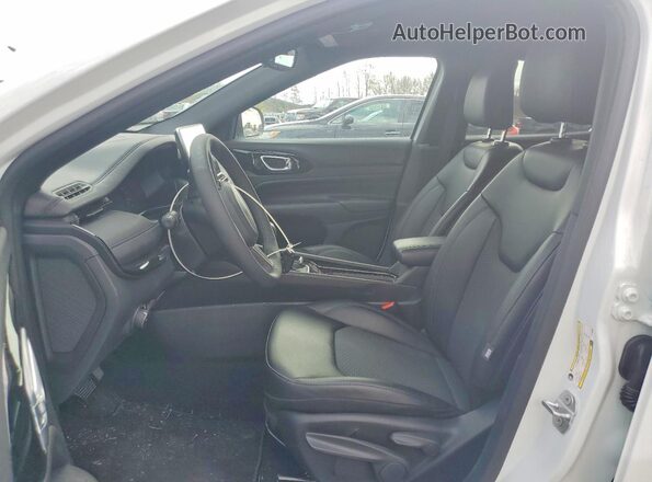 3C4NJDBN4TT192808 2026 JEEP COMPASS Белый Вид салона спереди