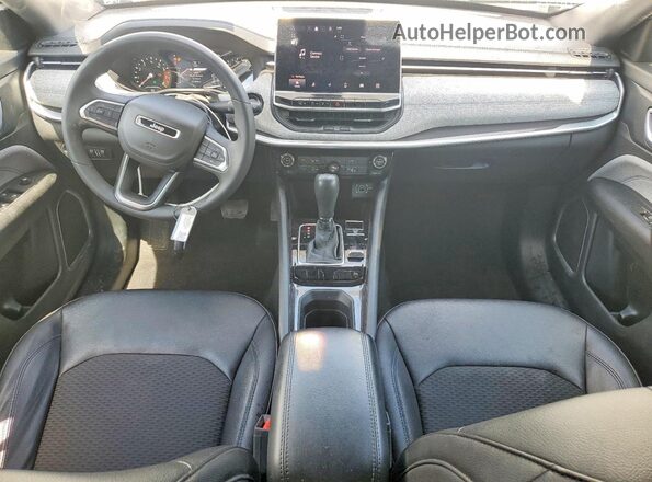 3C4NJDBN5RT596905 2024 JEEP COMPASS White Vista del salpicadero