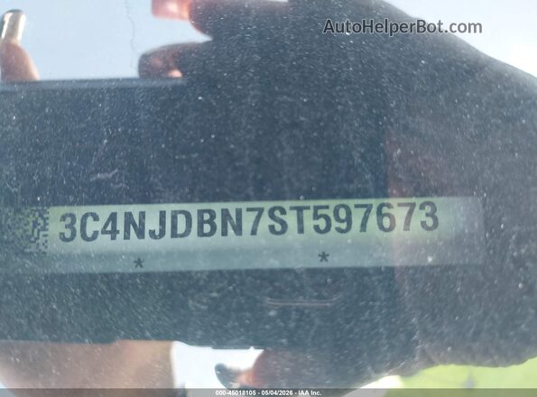 3C4NJDBN7ST597673 2025 JEEP COMPASS White Widok komory silnika