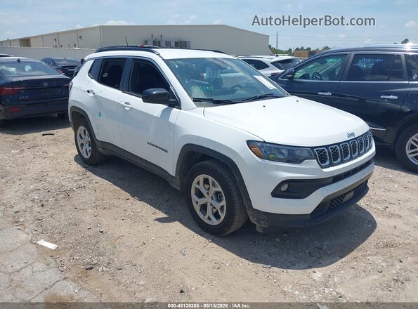 3C4NJDBN8RT154538 2024 JEEP COMPASS Белый Передняя правая четверть