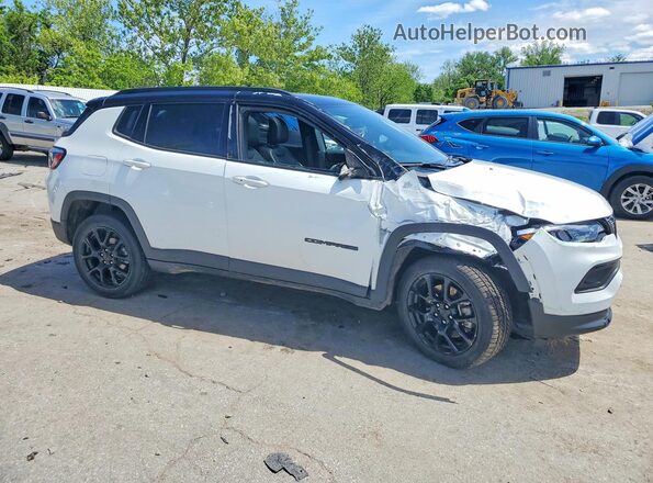 3C4NJDBN9PT563239 2023 JEEP COMPASS White Передня права чверть