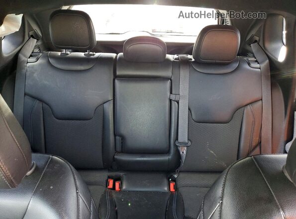3C4NJDBNXPT546949 2023 JEEP COMPASS Серый Вид задних сидений