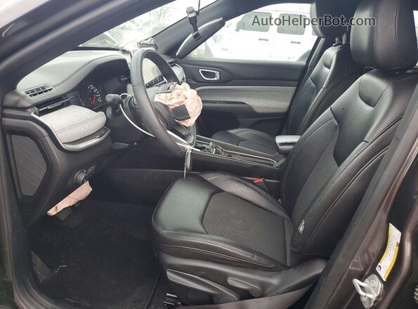 3C4NJDBNXRT605873 2024 JEEP COMPASS Серый Вид салона спереди