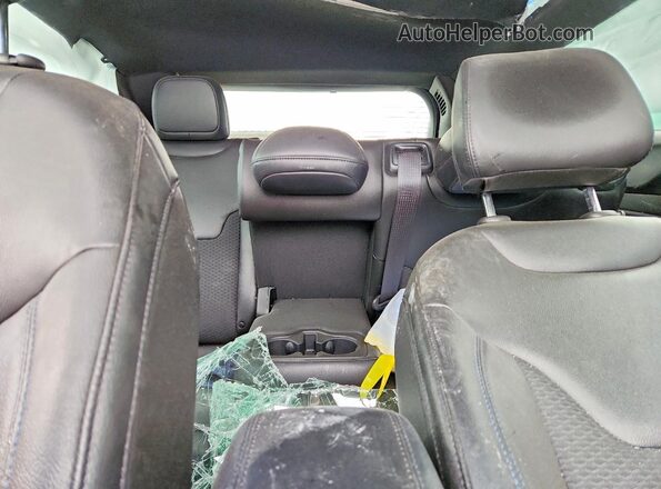 3C4NJDBNXST586313 2025 JEEP COMPASS Серебряный Вид задних сидений