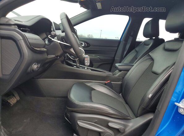 3C4NJDBNXTT159747 2026 JEEP COMPASS Blue Vista interior delantera