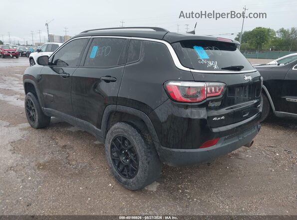 3C4NJDCB0JT329972 2018 JEEP COMPASS Черный Задняя левая четверть