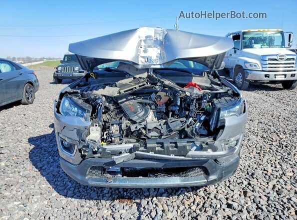 3C4NJDCB0MT521736 2021 JEEP COMPASS Серебряный Вид спереди