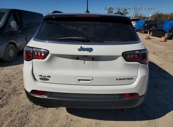 3C4NJDCB0NT186804 2022 JEEP COMPASS White Rear view