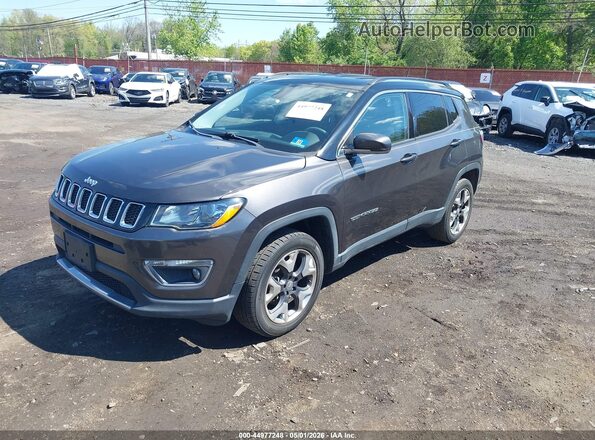 3C4NJDCB2HT679582 2017 JEEP NEW COMPASS Gray წინა მარცხენა ხედი სამი მეოთხედიდან