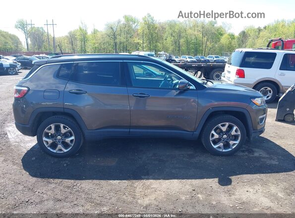 3C4NJDCB2HT679582 2017 JEEP NEW COMPASS Gray უკანა სალონის ხედი