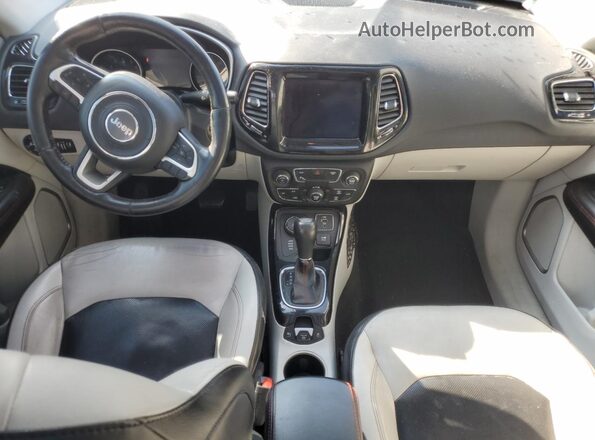 3C4NJDCB2JT234197 2018 JEEP COMPASS Red Dashboard view