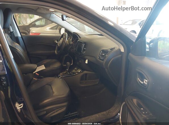 3C4NJDCB2KT666273 2019 JEEP COMPASS Blue Widok wnętrza z przodu