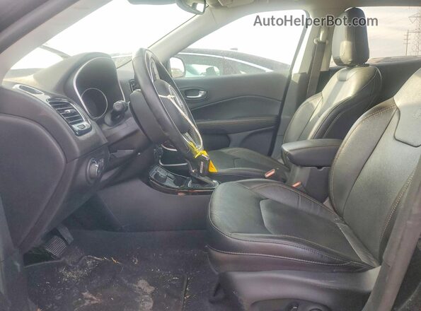 3C4NJDCB2MT572039 2021 JEEP COMPASS Черный Вид салона спереди