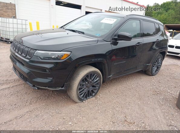3C4NJDCB2NT114955 2022 JEEP COMPASS Черный Передняя левая четверть