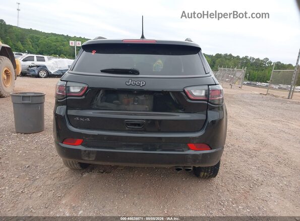 3C4NJDCB2NT114955 2022 JEEP COMPASS Черный 
