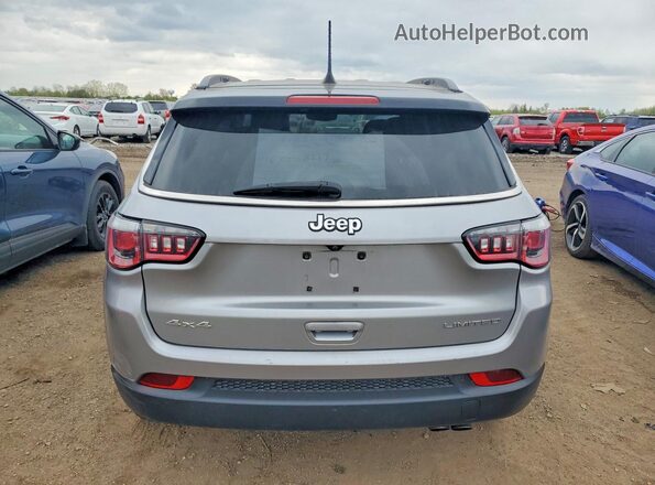 3C4NJDCB3KT800644 2019 JEEP COMPASS Серебряный Вид сзади