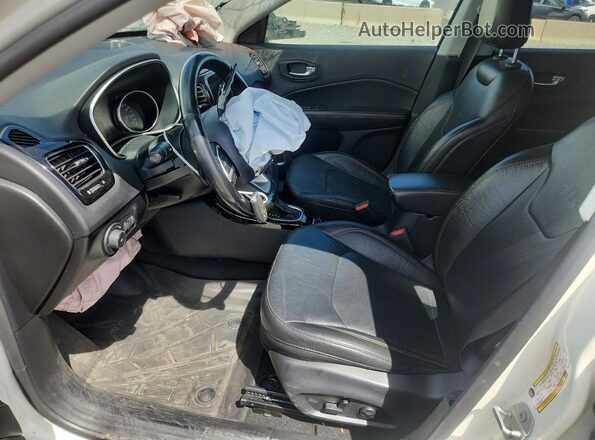 3C4NJDCB3MT572714 2021 JEEP COMPASS White Vista interior delantera