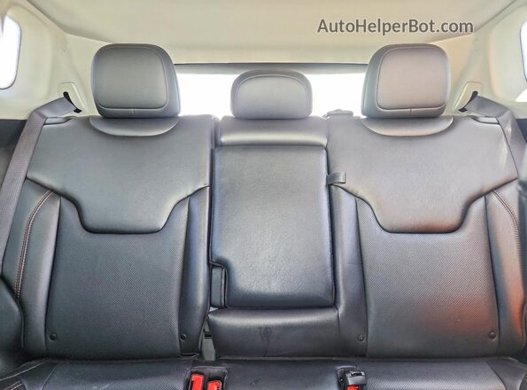 3C4NJDCB3MT572714 2021 JEEP COMPASS White Vista de los asientos traseros