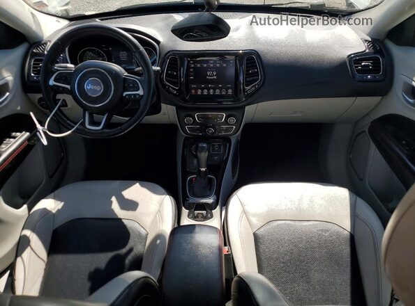 3C4NJDCB3MT602892 2021 JEEP COMPASS Белый Вид панели приборов