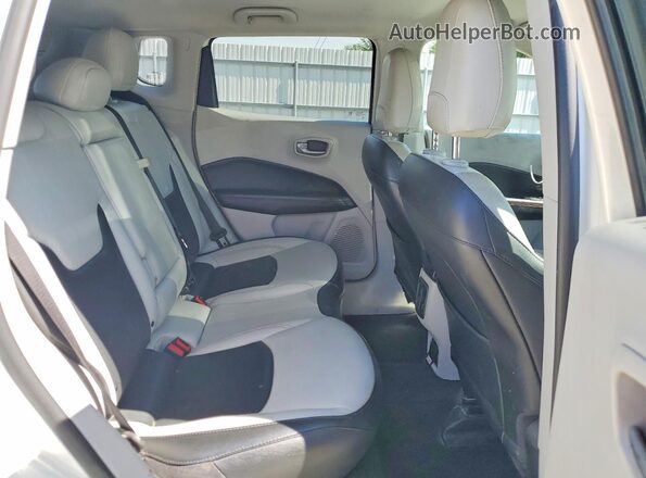 3C4NJDCB3MT602892 2021 JEEP COMPASS Белый Вид задних сидений