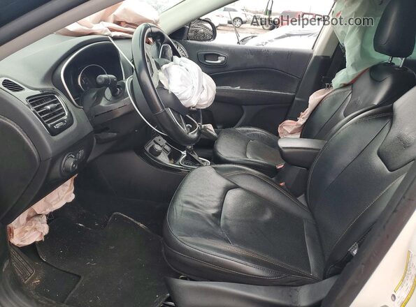 3C4NJDCB5KT827652 2019 JEEP COMPASS White Widok wnętrza z przodu