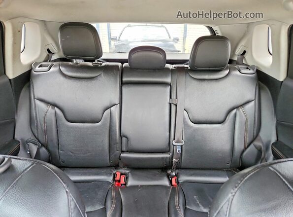 3C4NJDCB5LT196614 2020 JEEP COMPASS Черный Вид задних сидений