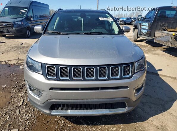 3C4NJDCB6LT167350 2020 JEEP COMPASS Silver Widok z przodu