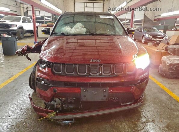 3C4NJDCB6NT193630 2022 JEEP COMPASS Бордовый Вид спереди