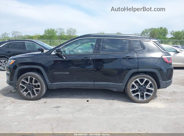 3C4NJDCB7JT201745 2018 JEEP COMPASS Черный Вид задней части салона