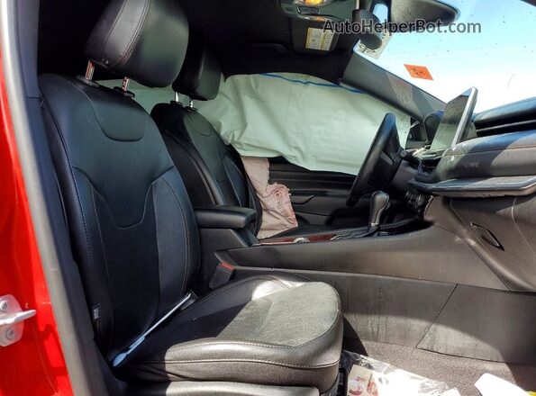 3C4NJDCN0PT511402 2023 JEEP COMPASS Красный Вид салона спереди
