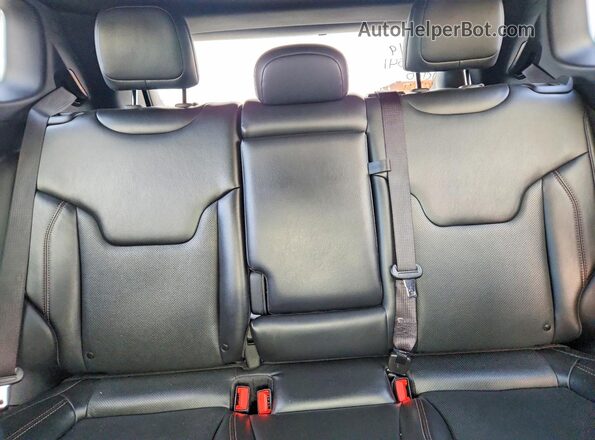 3C4NJDCN0PT539474 2023 JEEP COMPASS Черный Вид задних сидений