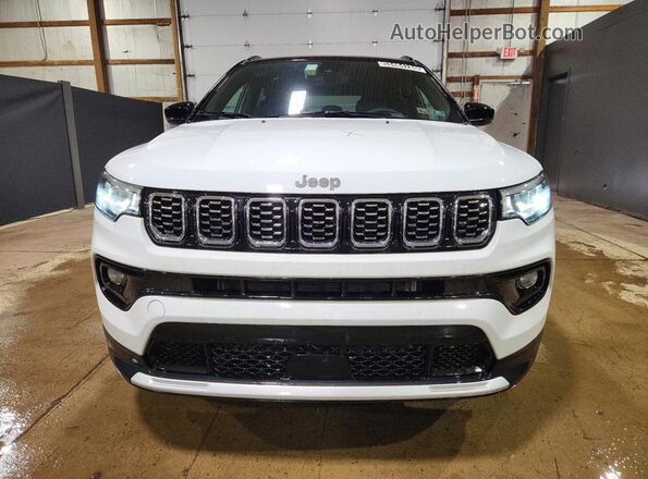 3C4NJDCN2ST507764 2025 JEEP COMPASS White Widok z przodu