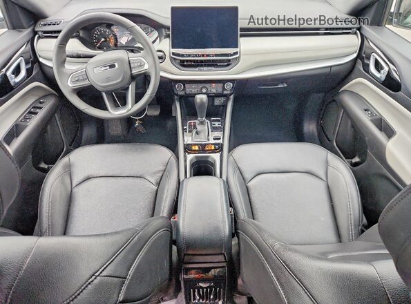 3C4NJDCN3ST522550 2025 JEEP COMPASS White Vista del salpicadero
