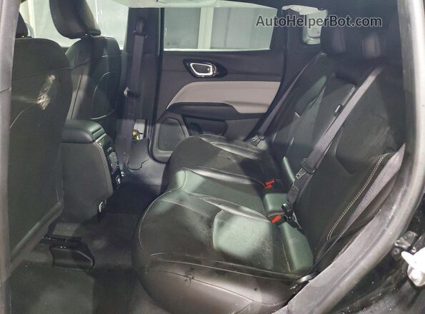 3C4NJDCN3ST577290 2025 JEEP COMPASS Black Widok wnętrza z tyłu