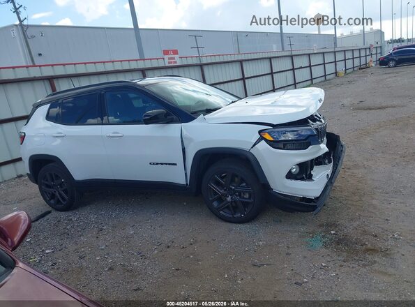 3C4NJDCN4TT225191 2026 JEEP COMPASS Белый Вид задней части салона
