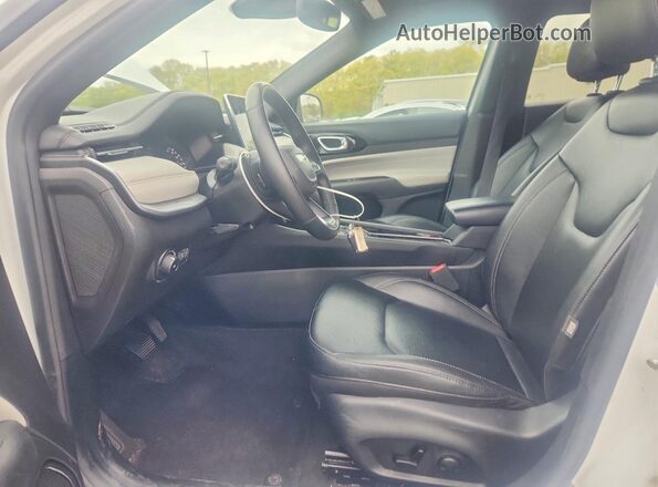 3C4NJDCN5ST513042 2025 JEEP COMPASS White Widok wnętrza z przodu