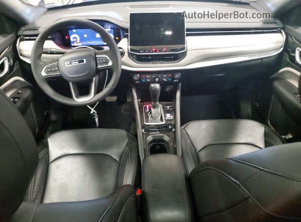 3C4NJDCN5ST614775 2025 JEEP COMPASS Silver Vista del salpicadero
