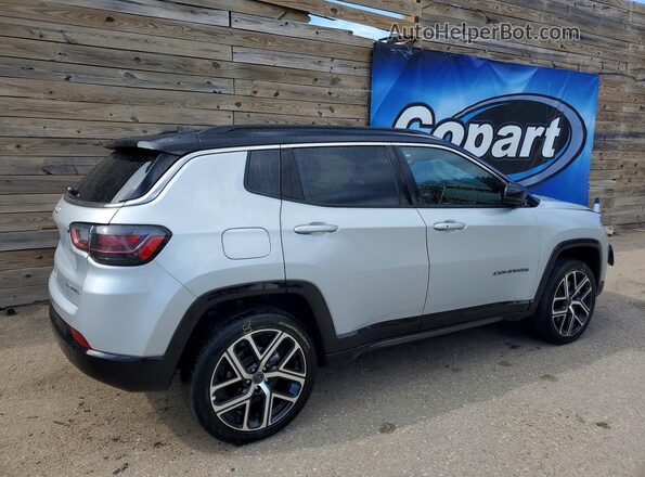 3C4NJDCN5ST614775 2025 JEEP COMPASS Silver Trasero derecho