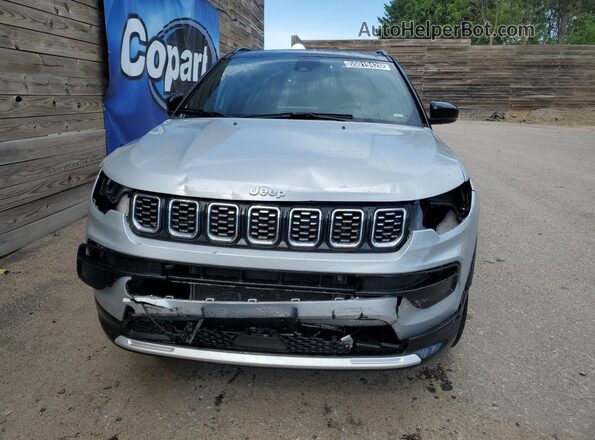 3C4NJDCN5ST614775 2025 JEEP COMPASS Silver 