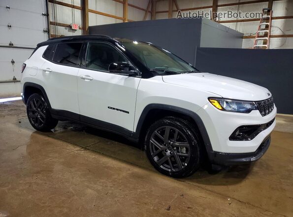 3C4NJDCN5TT215690 2026 JEEP COMPASS Белый Передняя правая четверть