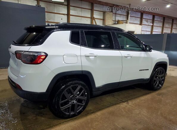3C4NJDCN5TT215690 2026 JEEP COMPASS Белый Задняя правая четверть