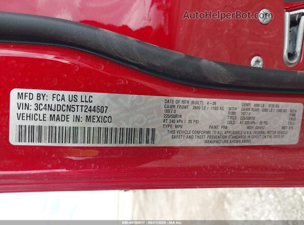 3C4NJDCN5TT244607 2026 JEEP COMPASS Red Widok komory silnika