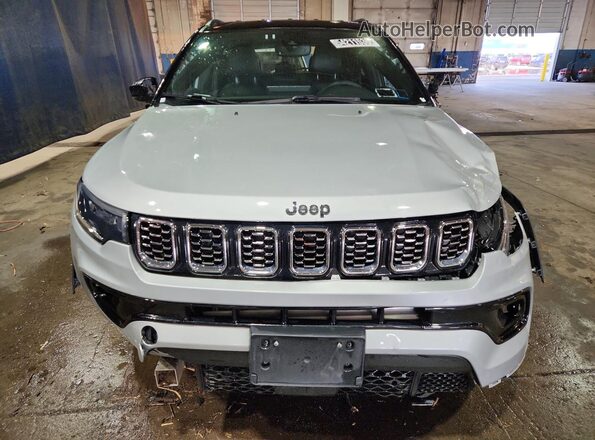 3C4NJDCN6ST508383 2025 JEEP COMPASS Silver 
