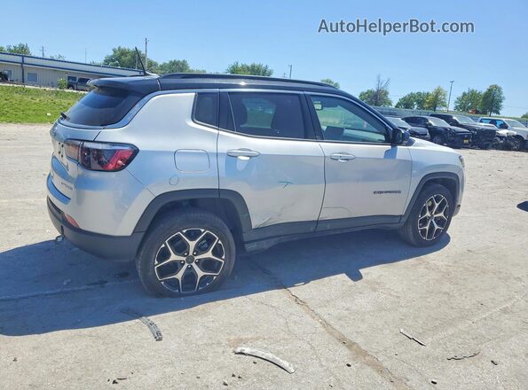 3C4NJDCN6ST512353 2025 JEEP COMPASS Серый Задняя правая четверть