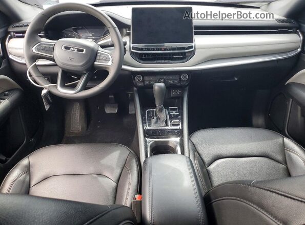 3C4NJDCN8RT106391 2024 JEEP COMPASS White Widok deski rozdzielczej